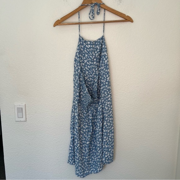 Reformation Tasha Dress in Azzurro 10 - Picture 11 of 16